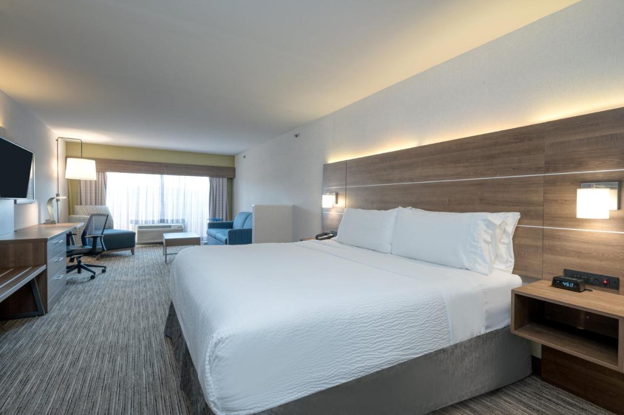 Holiday Inn Express Radcliff Fort Knox By Ihg Exterior photo
