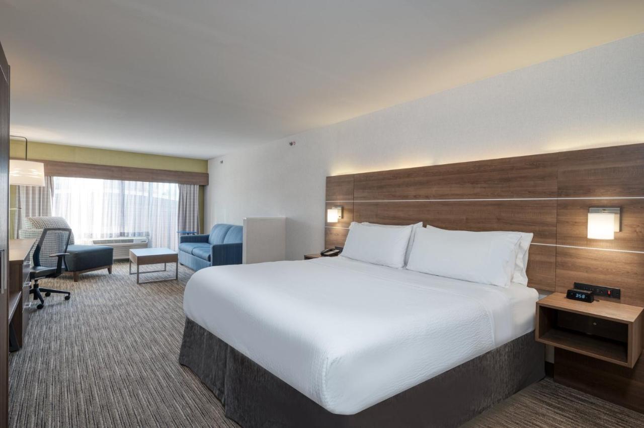 Holiday Inn Express Radcliff Fort Knox By Ihg Exterior photo